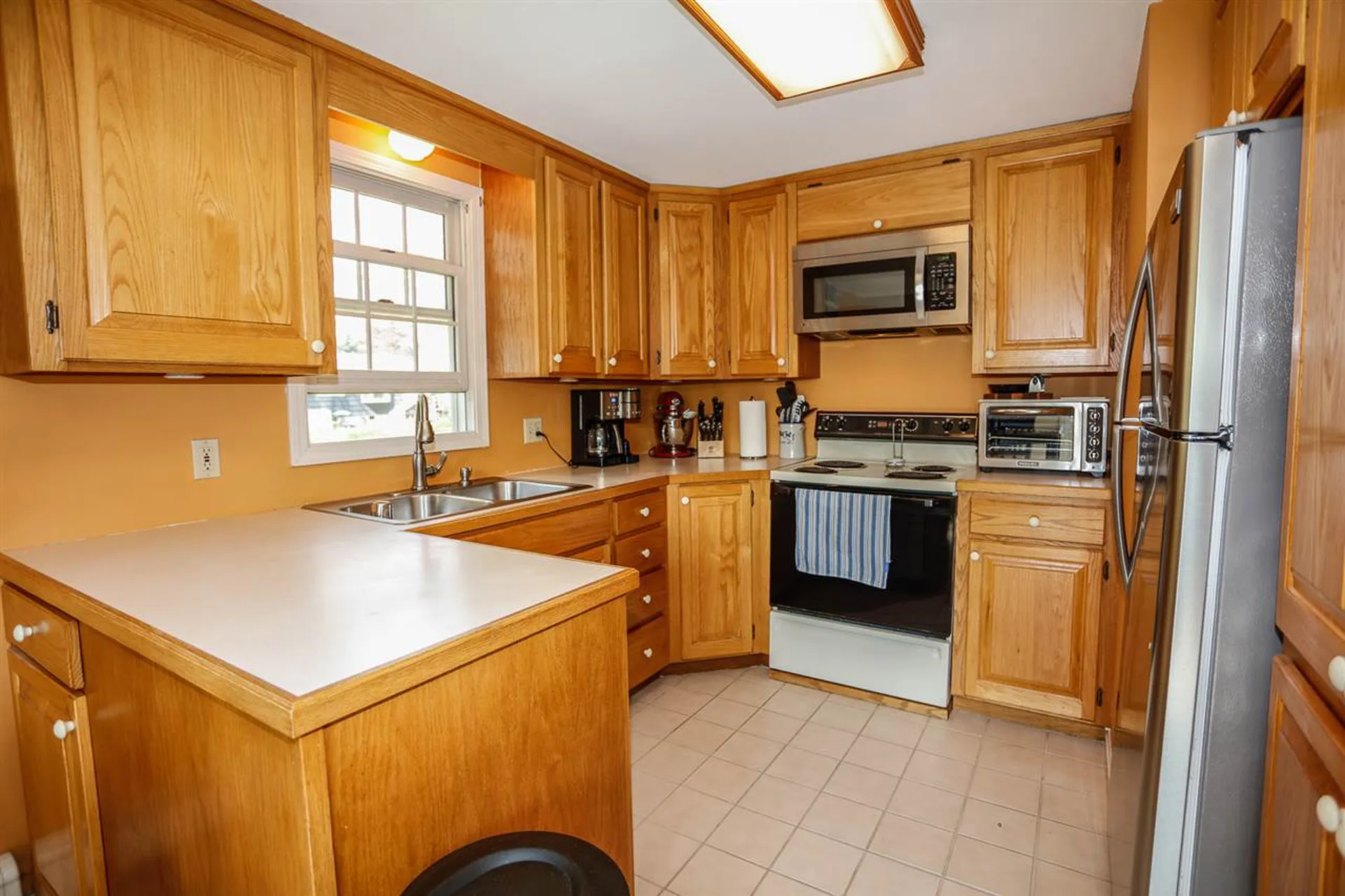 19 Cranbrook Lane Dover NH 03820