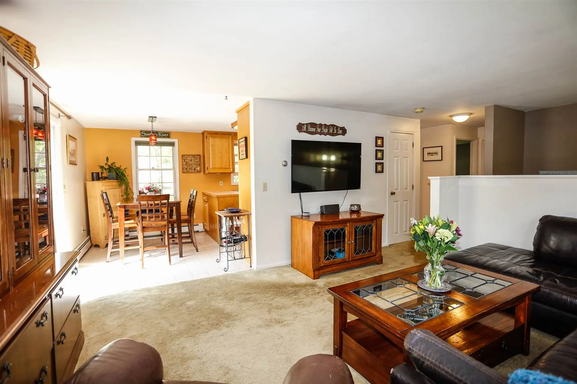19 Cranbrook Lane Dover NH 03820