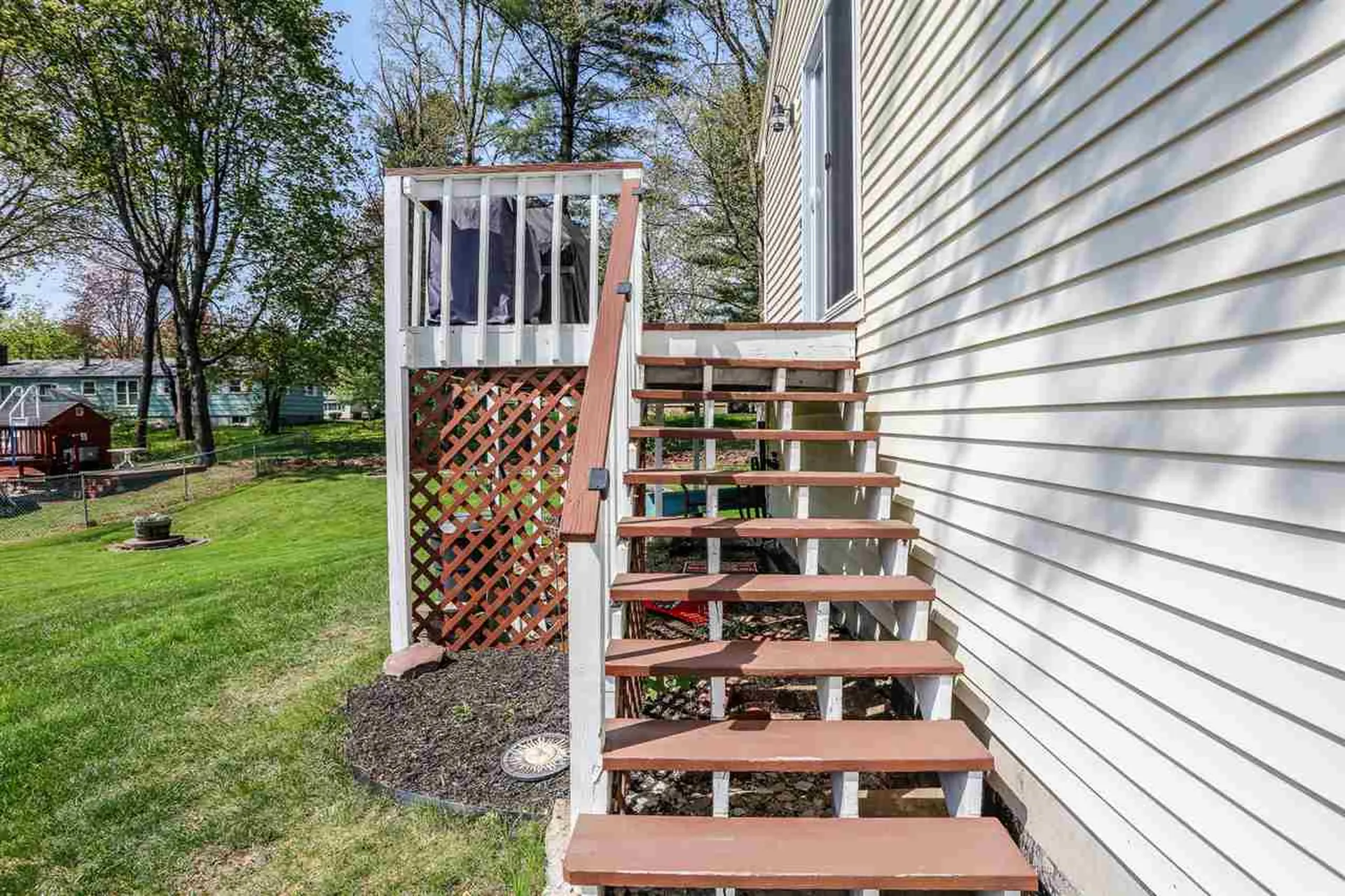 19 Cranbrook Lane Dover NH 03820