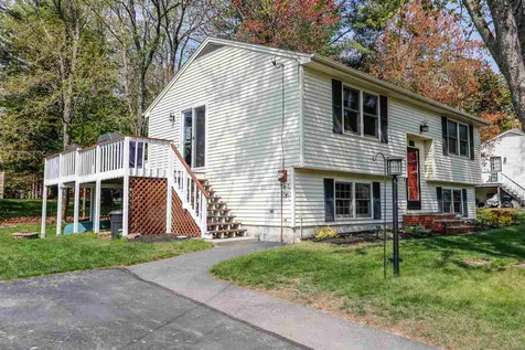 19 Cranbrook Lane Dover NH 03820