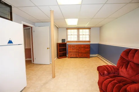 19 Cranbrook Lane Dover NH 03820