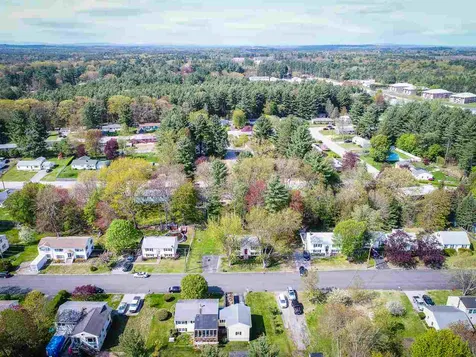 19 Cranbrook Lane Dover NH 03820