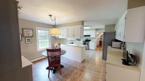 18 Rolinda Avenue Concord NH 03301