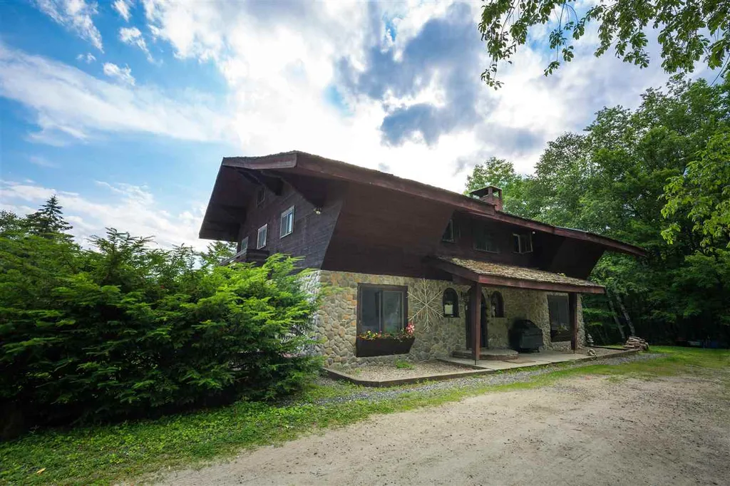 133 Windmill Road Campton NH 03223