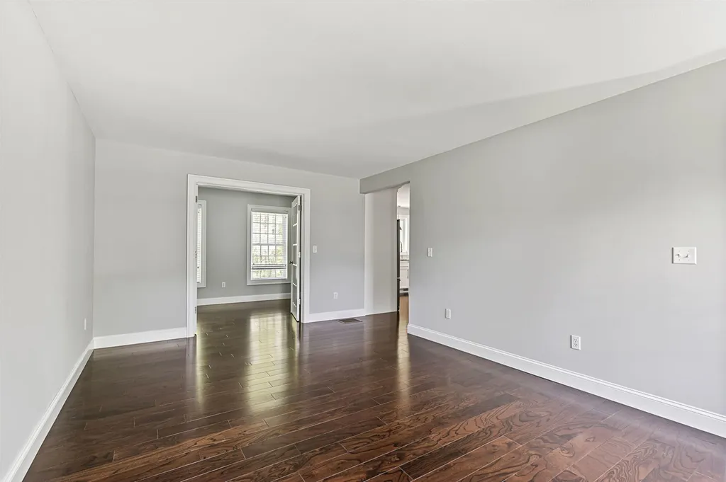 49 Barrett Farm Drive Greenland NH 03840