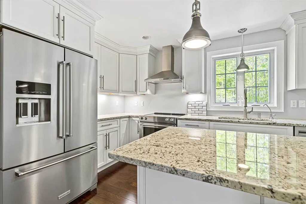 49 Barrett Farm Drive Greenland NH 03840