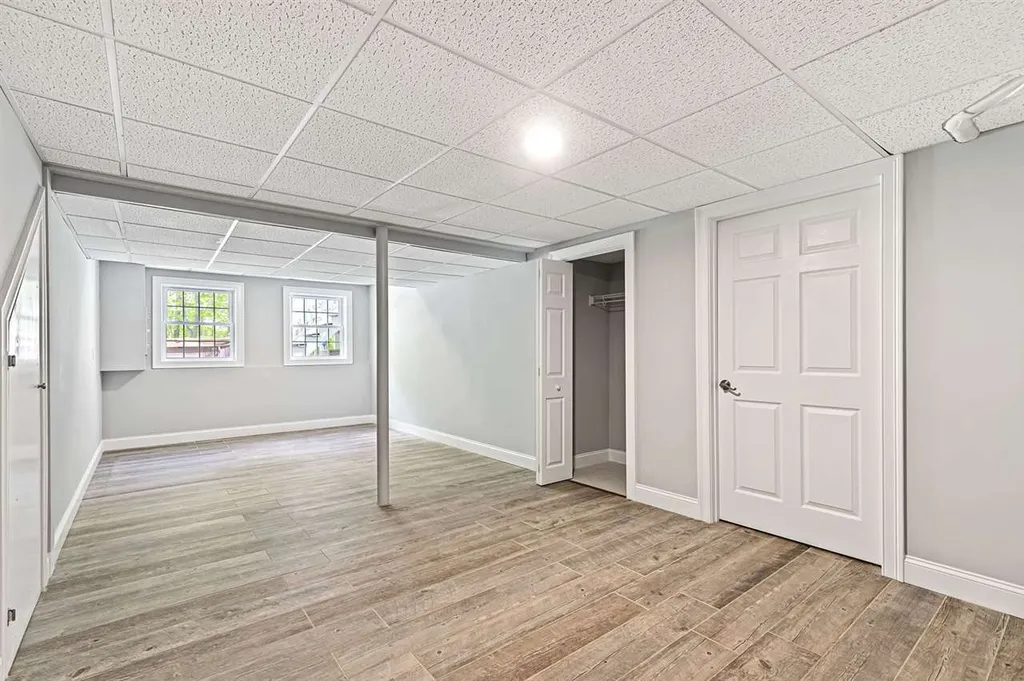 49 Barrett Farm Drive Greenland NH 03840