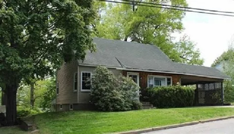 421 Seames Drive Manchester NH 03103