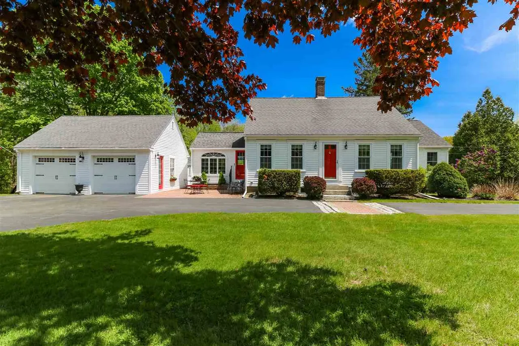 627 Exeter Road Hampton NH 03842