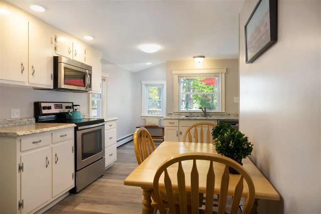 83 Cabot Street Portsmouth NH 03801