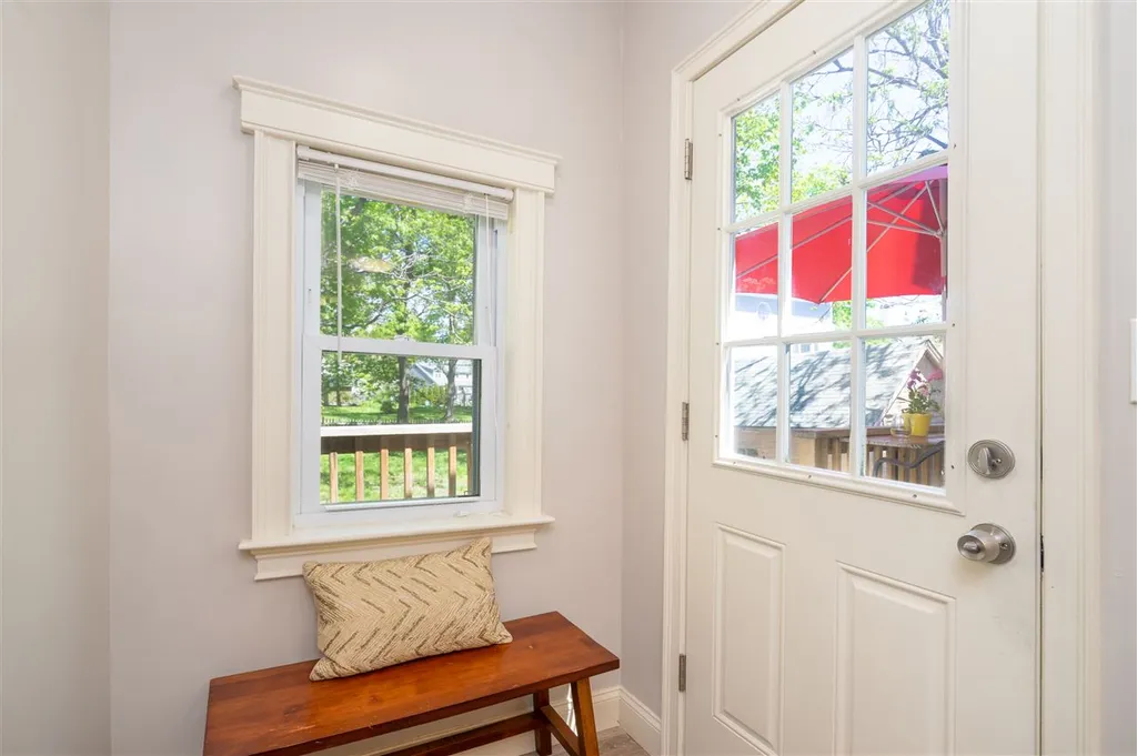83 Cabot Street Portsmouth NH 03801