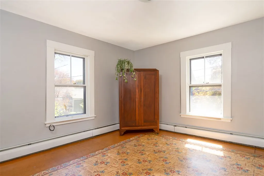 83 Cabot Street Portsmouth NH 03801