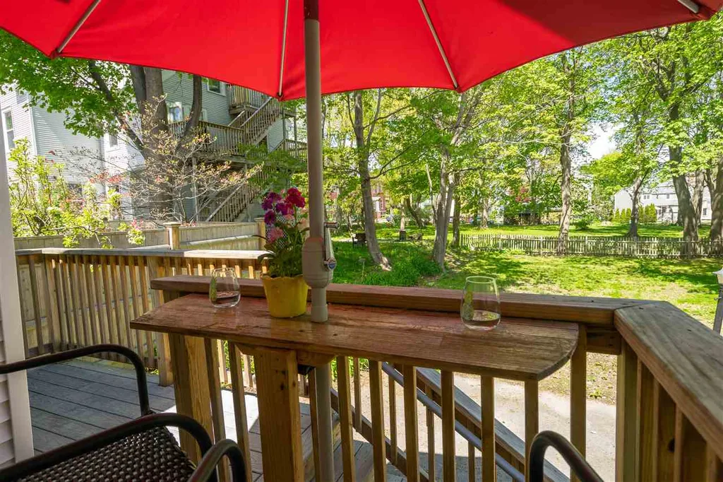 83 Cabot Street Portsmouth NH 03801