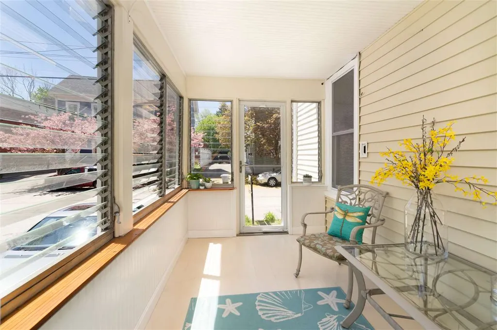 83 Cabot Street Portsmouth NH 03801