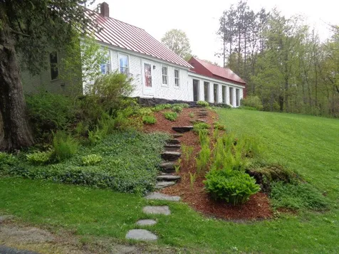 513 School House Road Brookfield VT 05036