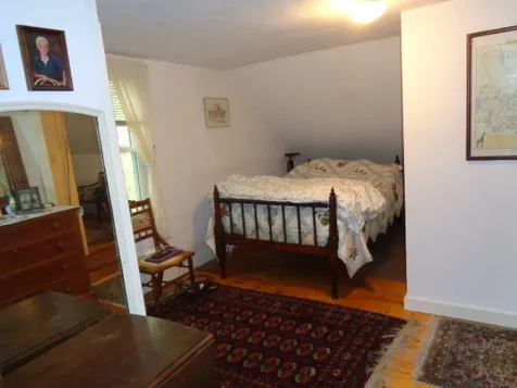 513 School House Road Brookfield VT 05036