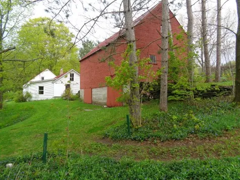 513 School House Road Brookfield VT 05036