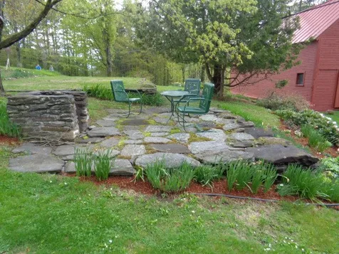 513 School House Road Brookfield VT 05036