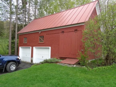513 School House Road Brookfield VT 05036