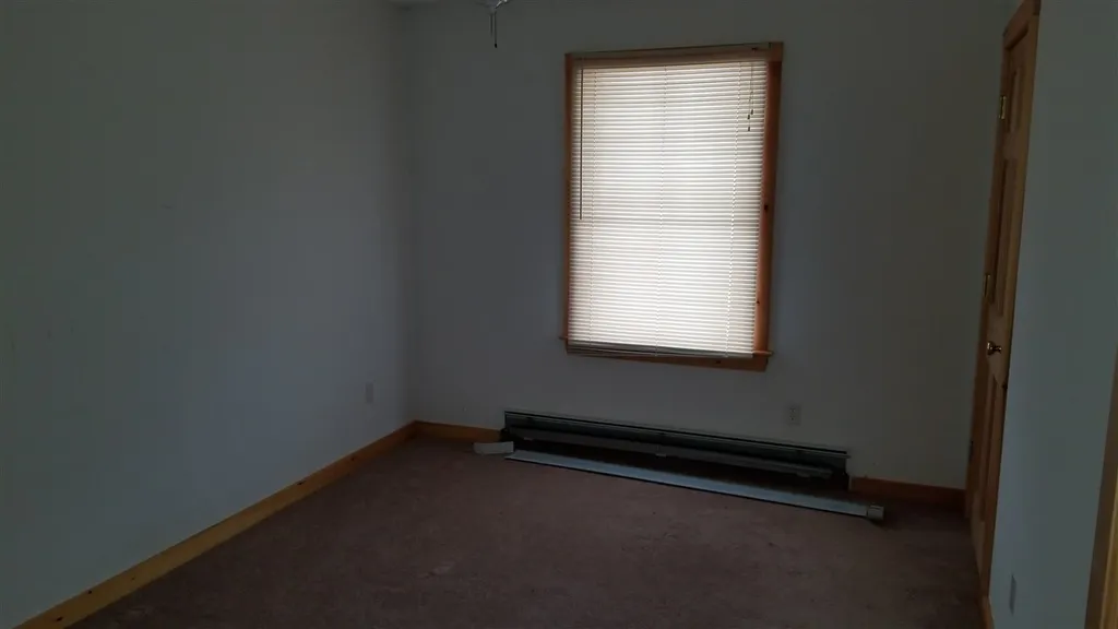 64 Nash Road Colebrook NH 03576