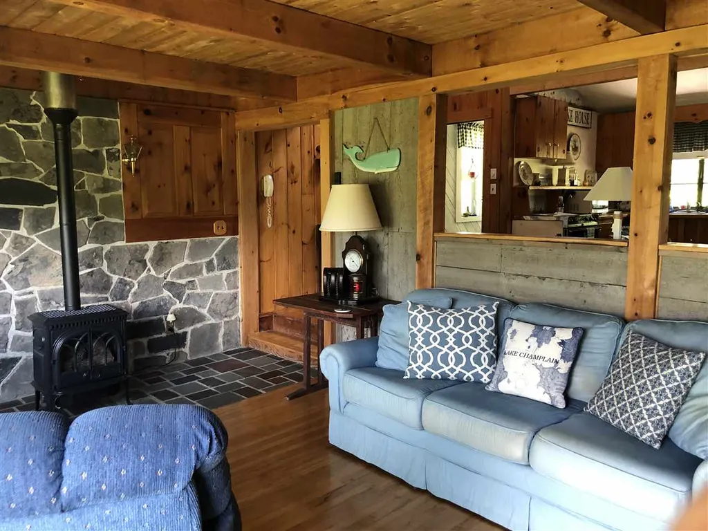 2006 Lake Street Bridport VT 05734