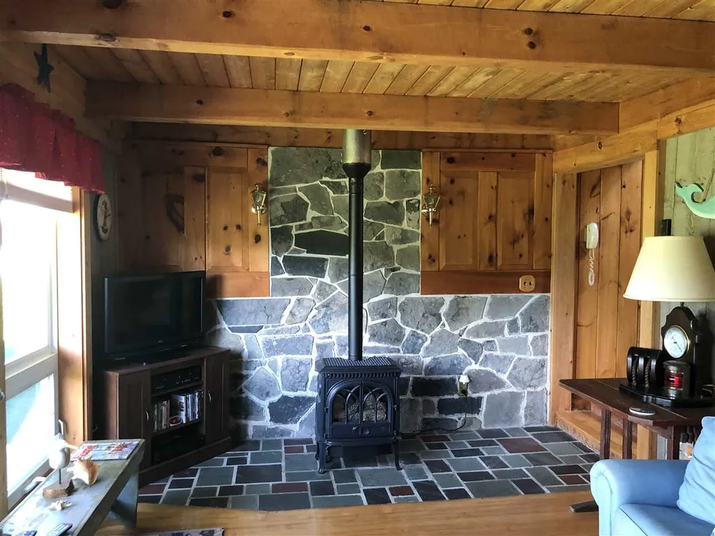 2006 Lake Street Bridport VT 05734