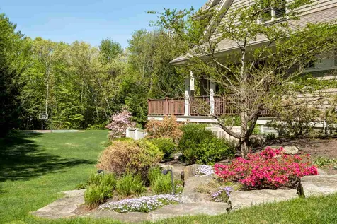 21 Patriots Road Stratham NH 03885