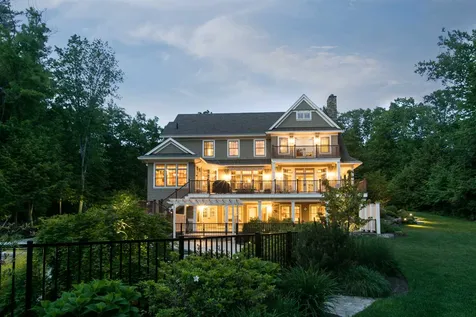 21 Patriots Road Stratham NH 03885