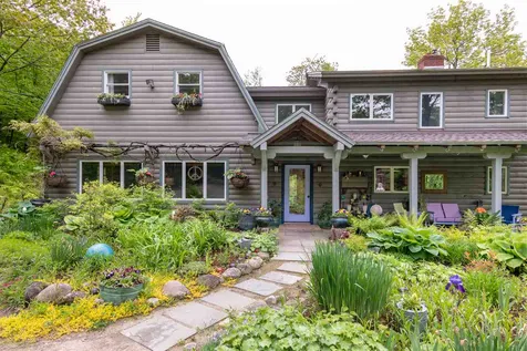 36 Disdam Road Holderness NH 03245