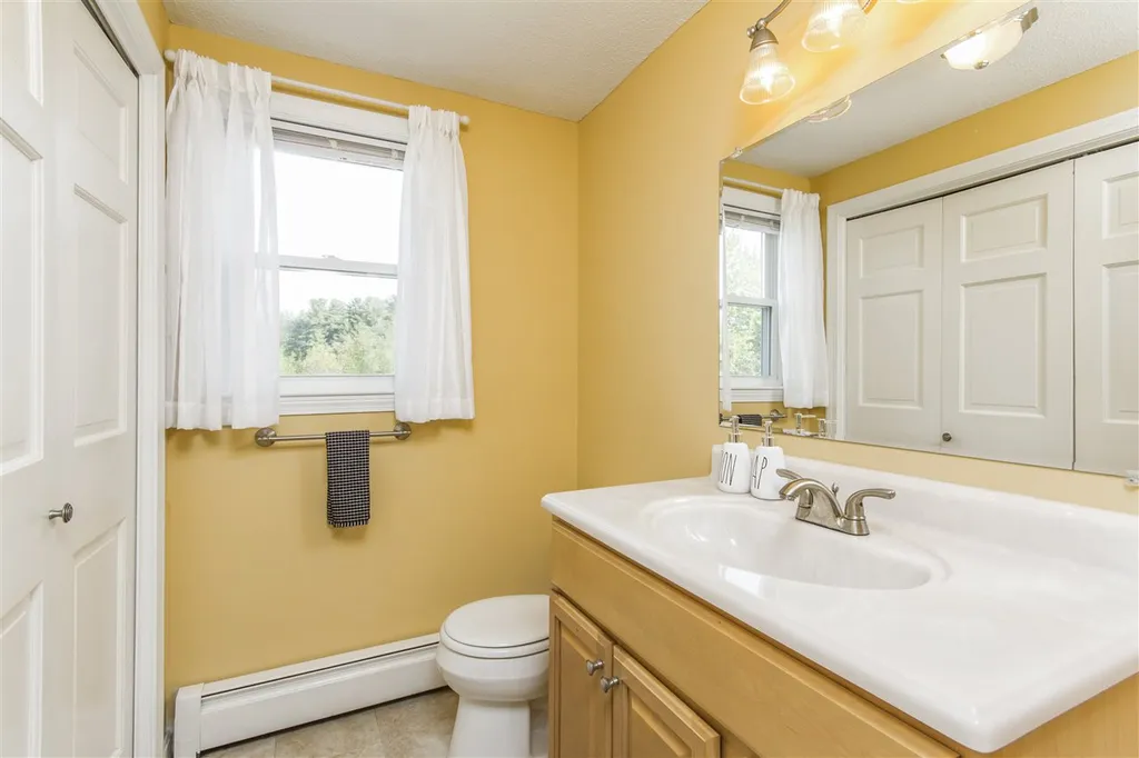 15 Adams Pond Road Derry NH 03038