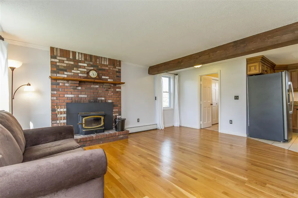 15 Adams Pond Road Derry NH 03038