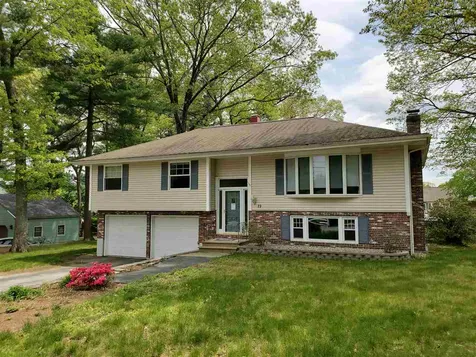 19 Westbrook Drive Nashua NH 03060