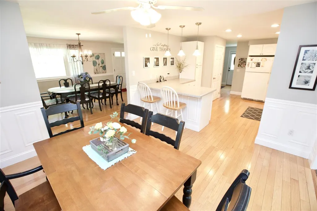 5 Thornton Road Londonderry NH 03053