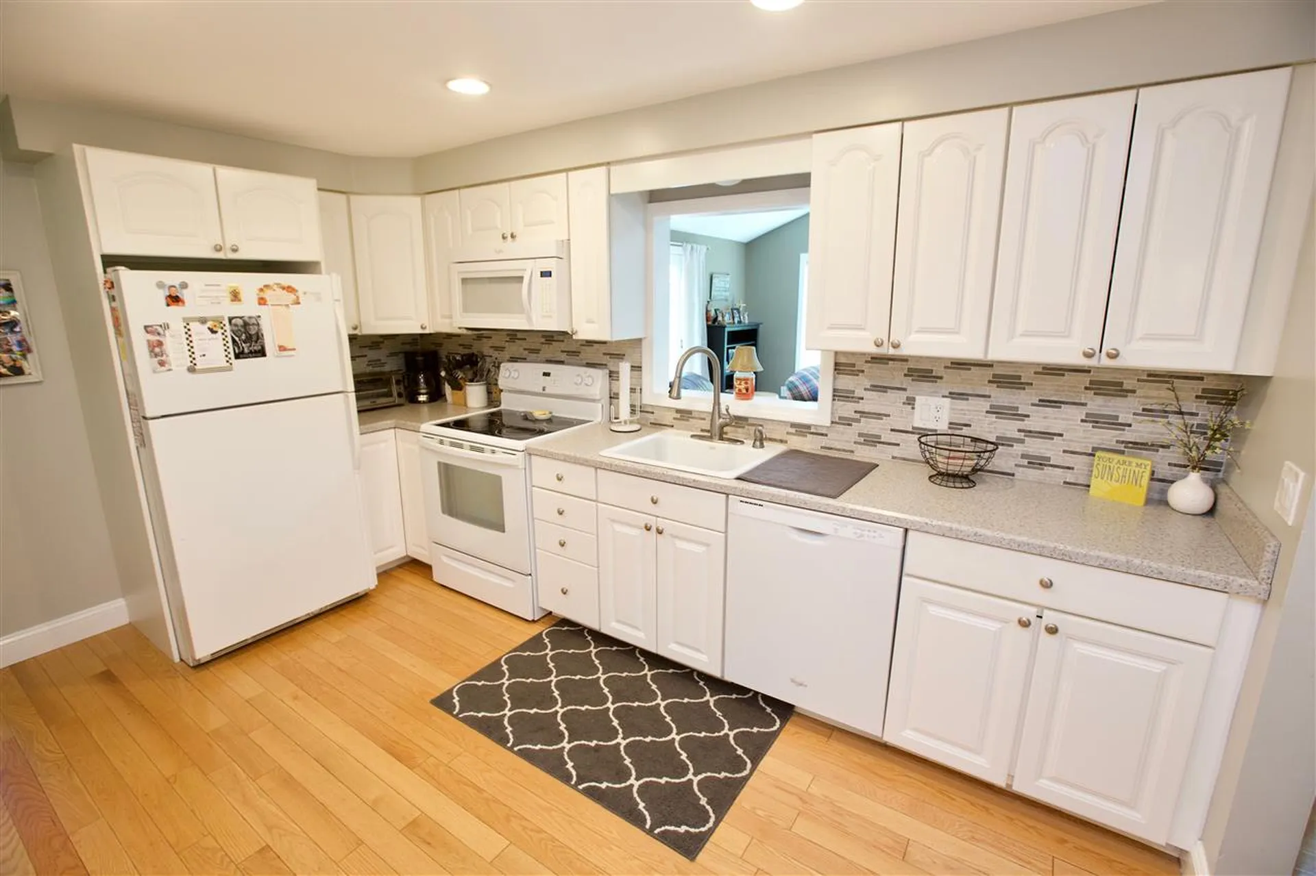 5 Thornton Road Londonderry NH 03053