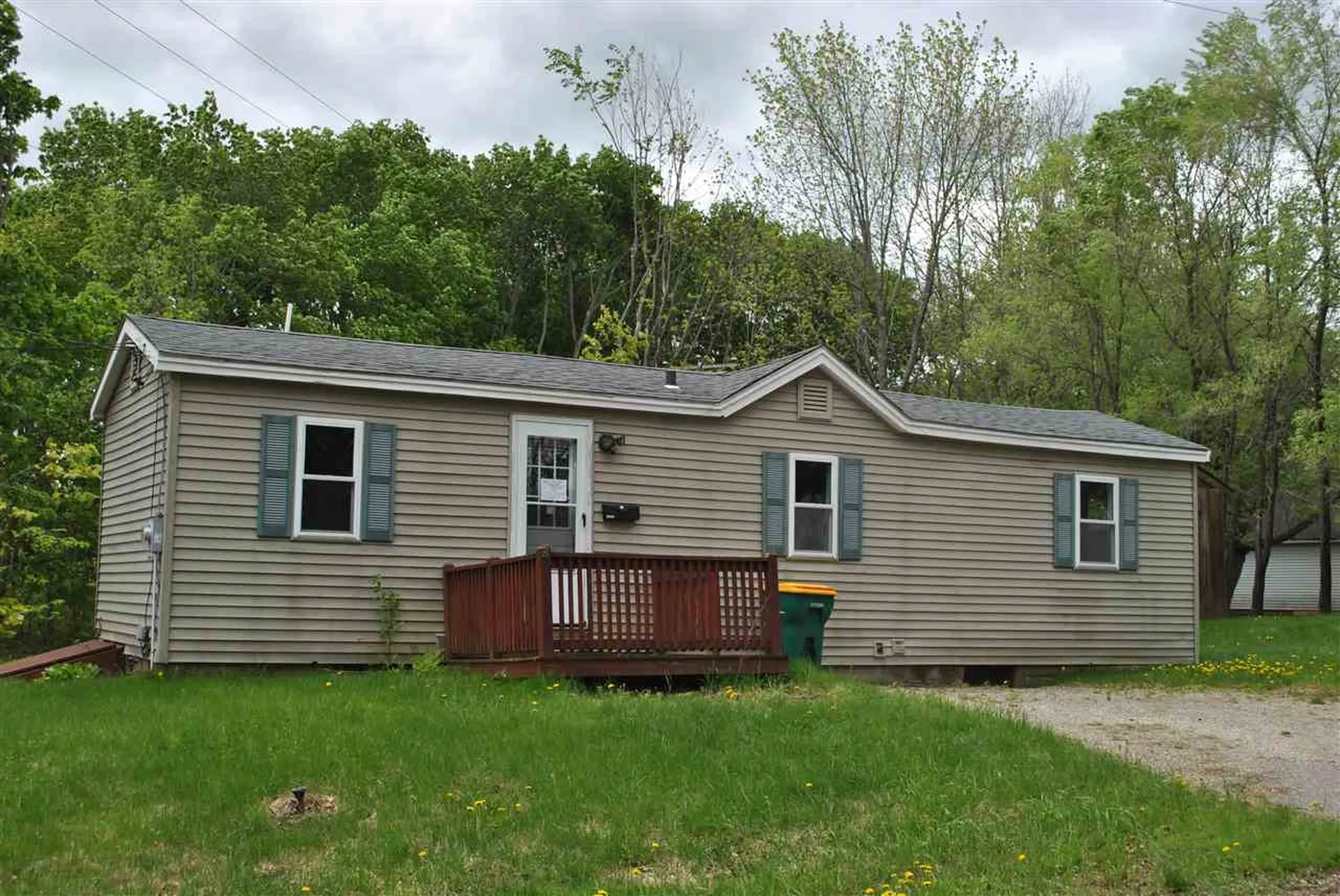39 Railroad Avenue Rochester NH 03839