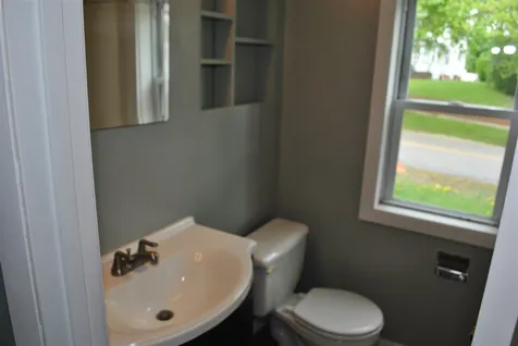 39 Railroad Avenue Rochester NH 03839