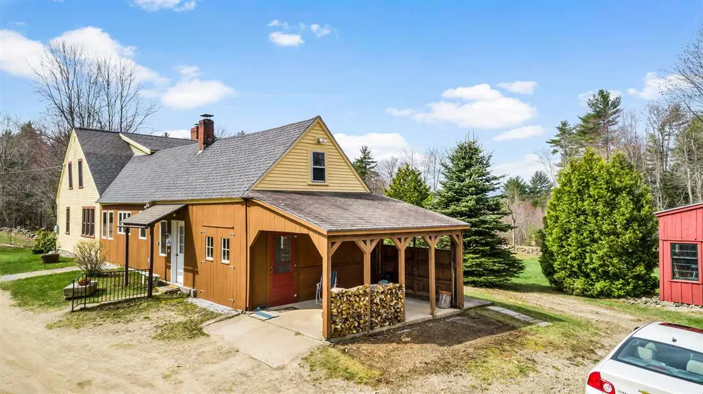 276 County Road Greenfield NH 03047