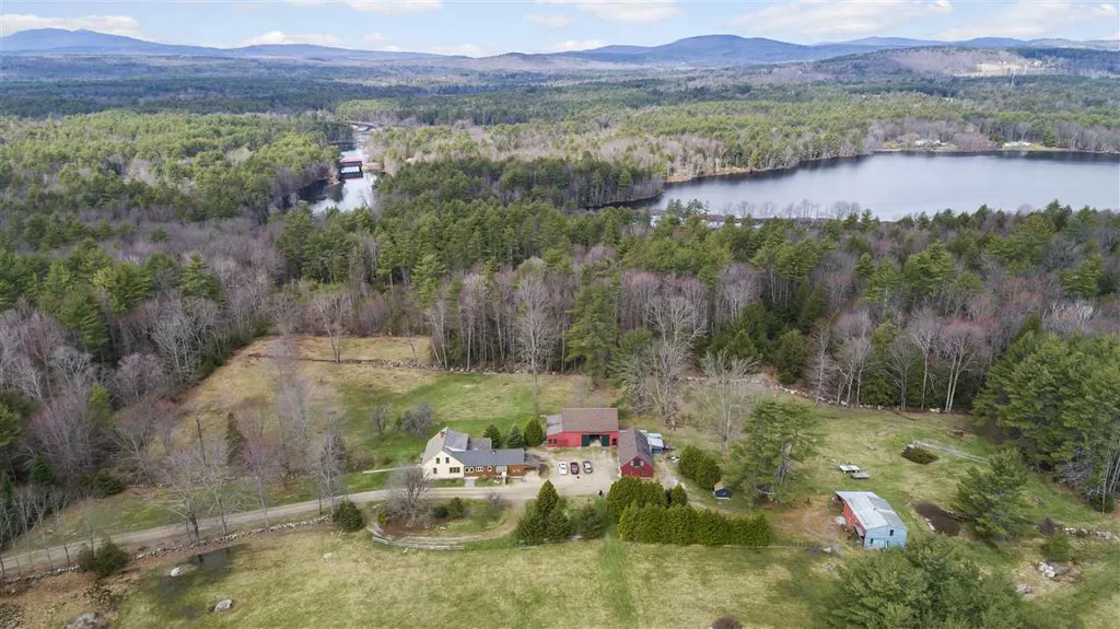 276 County Road Greenfield NH 03047