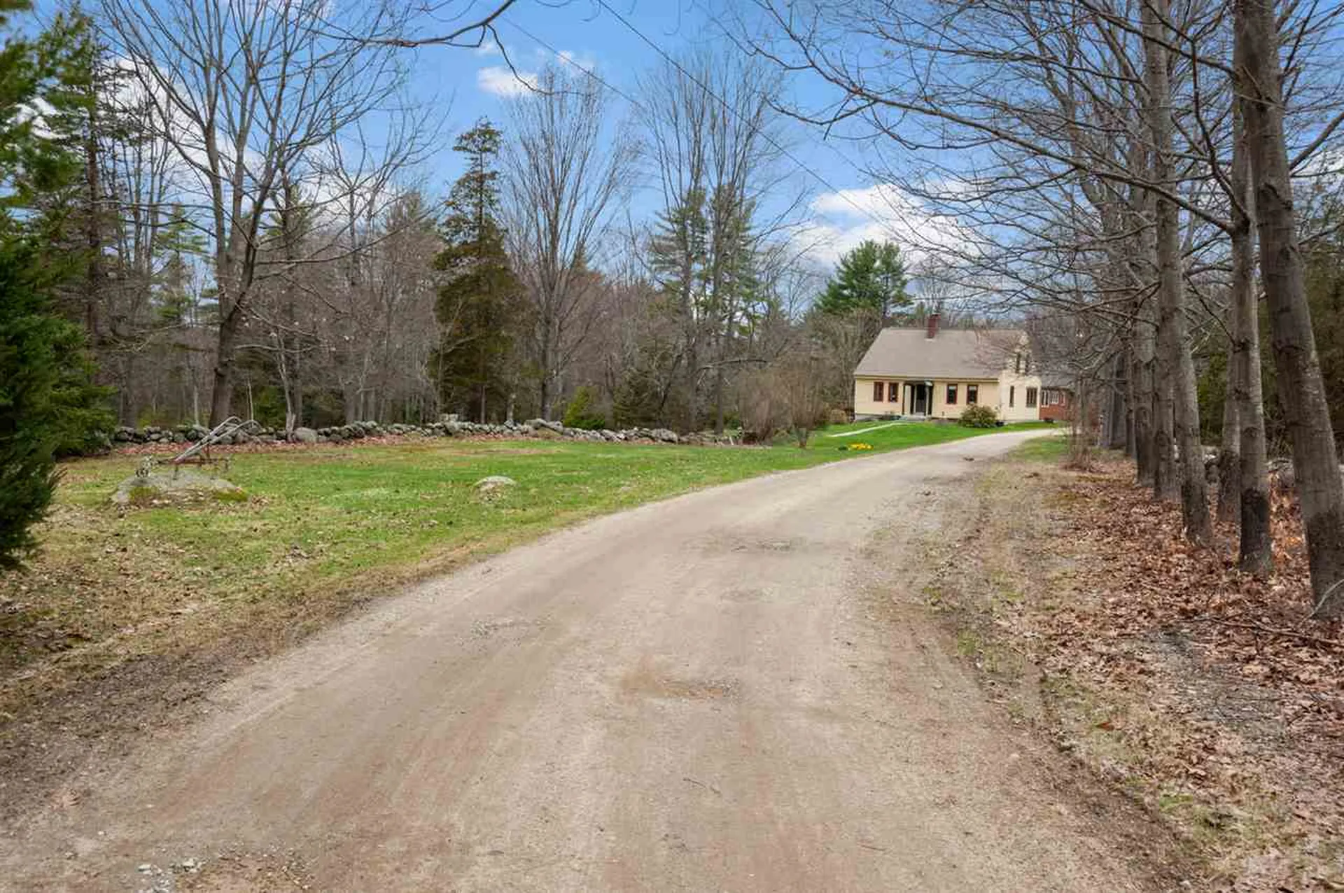 276 County Road Greenfield NH 03047