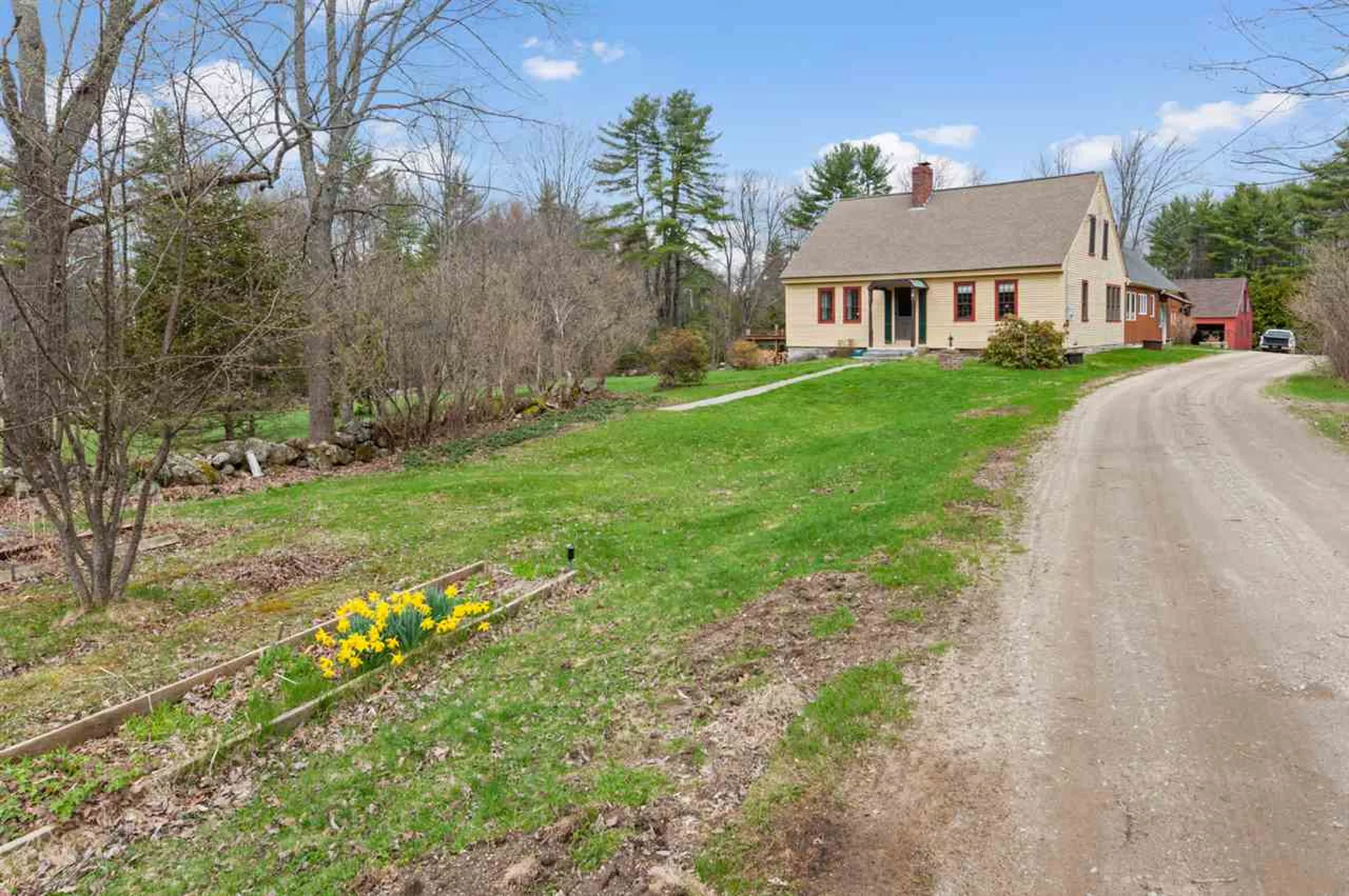 276 County Road Greenfield NH 03047