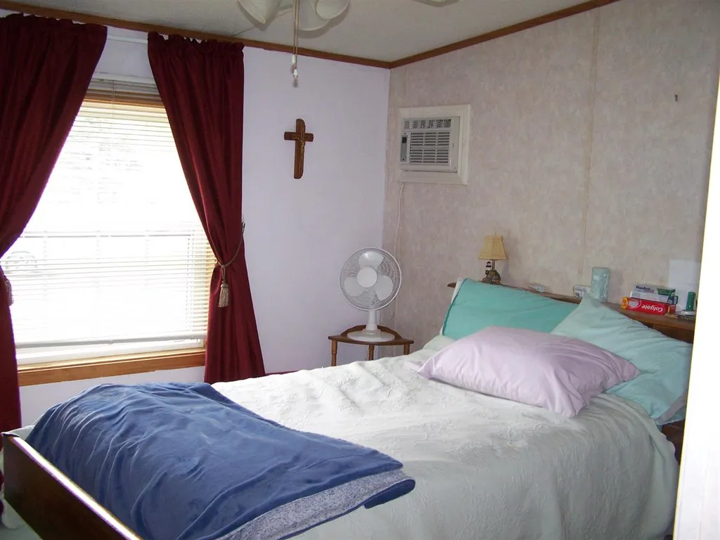 12 Joyce Drive Raymond NH 03077
