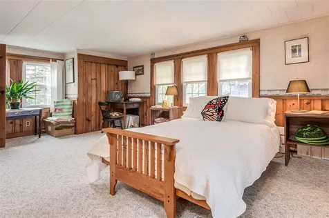 29 Edgewood Road Durham NH 03824