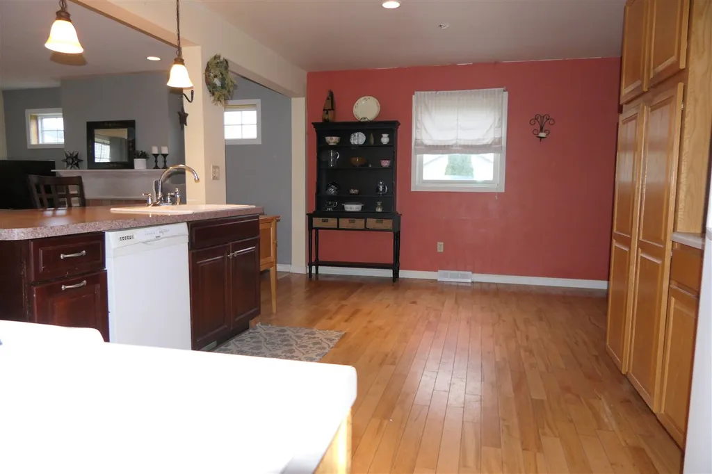 27 Hunting Ridge Lane Milton VT 05468