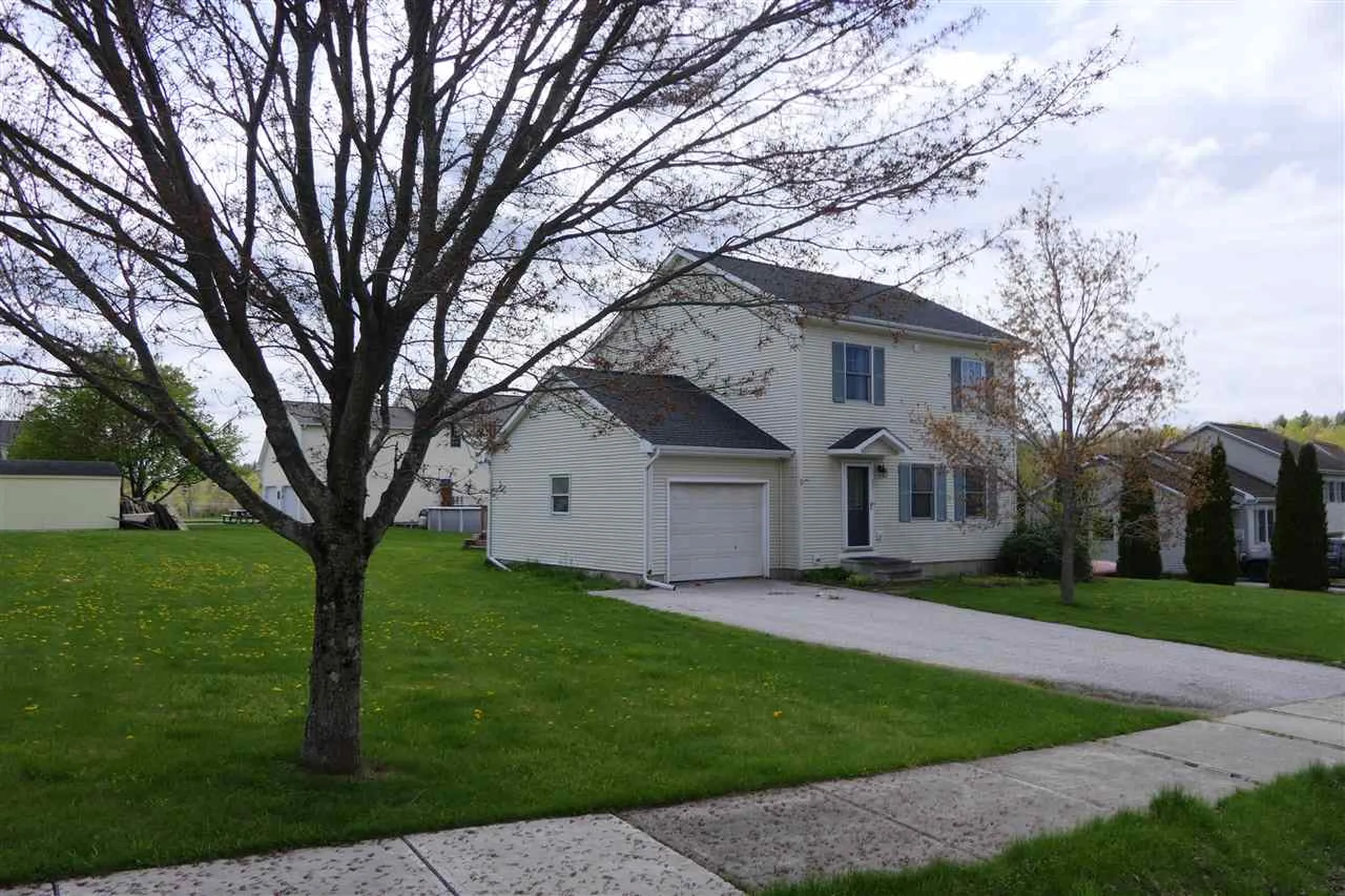 27 Hunting Ridge Lane Milton VT 05468