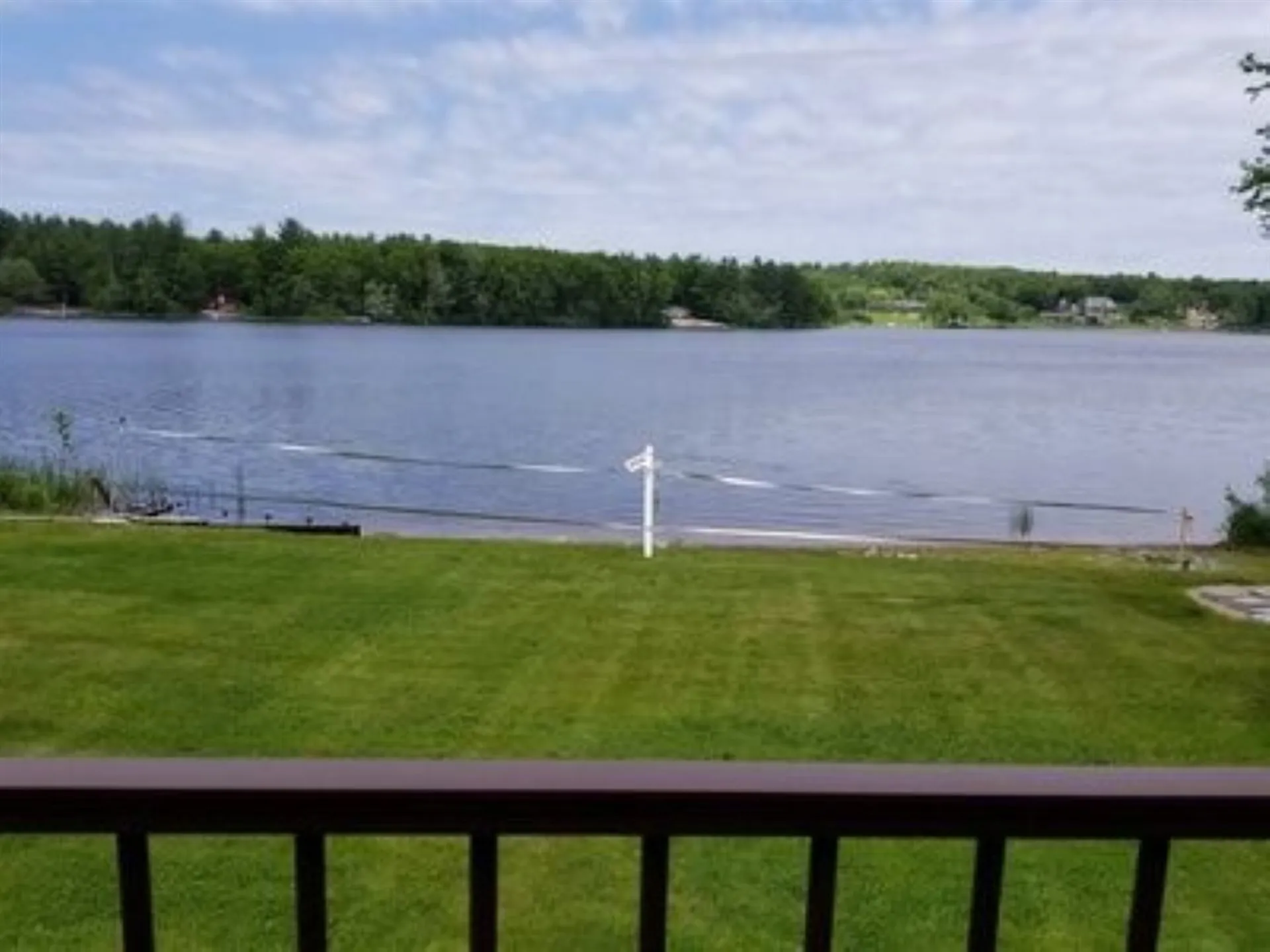 24 Captains Drive Salem NH 03079