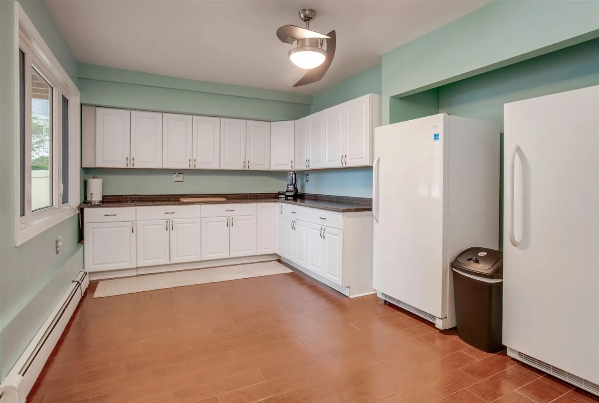 24 Captains Drive Salem NH 03079