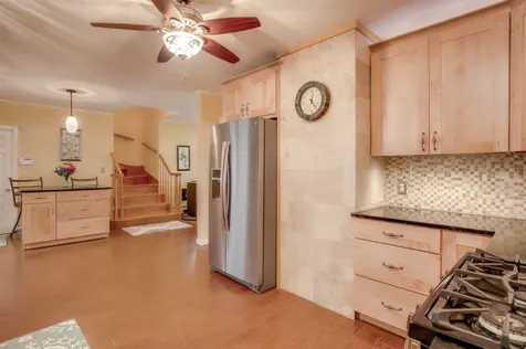 24 Captains Drive Salem NH 03079