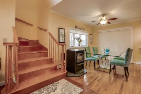 24 Captains Drive Salem NH 03079
