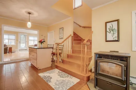 24 Captains Drive Salem NH 03079