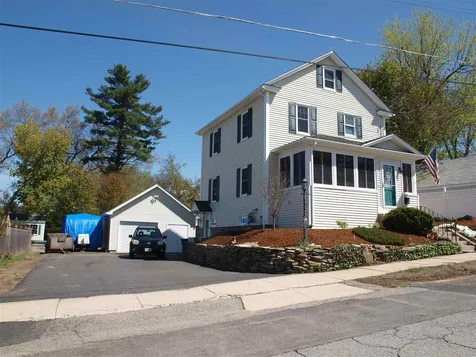 13 Fowell Avenue Nashua NH 03060